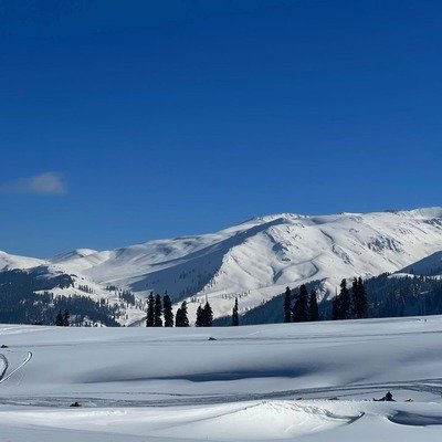 Kashmir Tour Package From Delhi