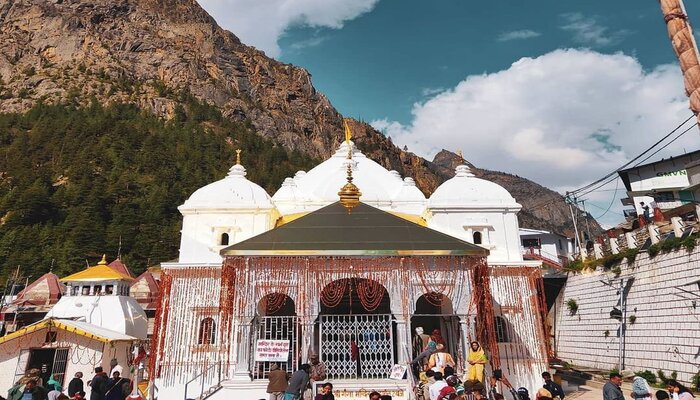 Chardham Yatra Package from Hyderabad